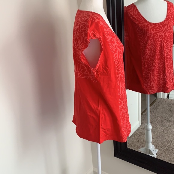 Liz Claiborne Red Top - Picture 2 of 5